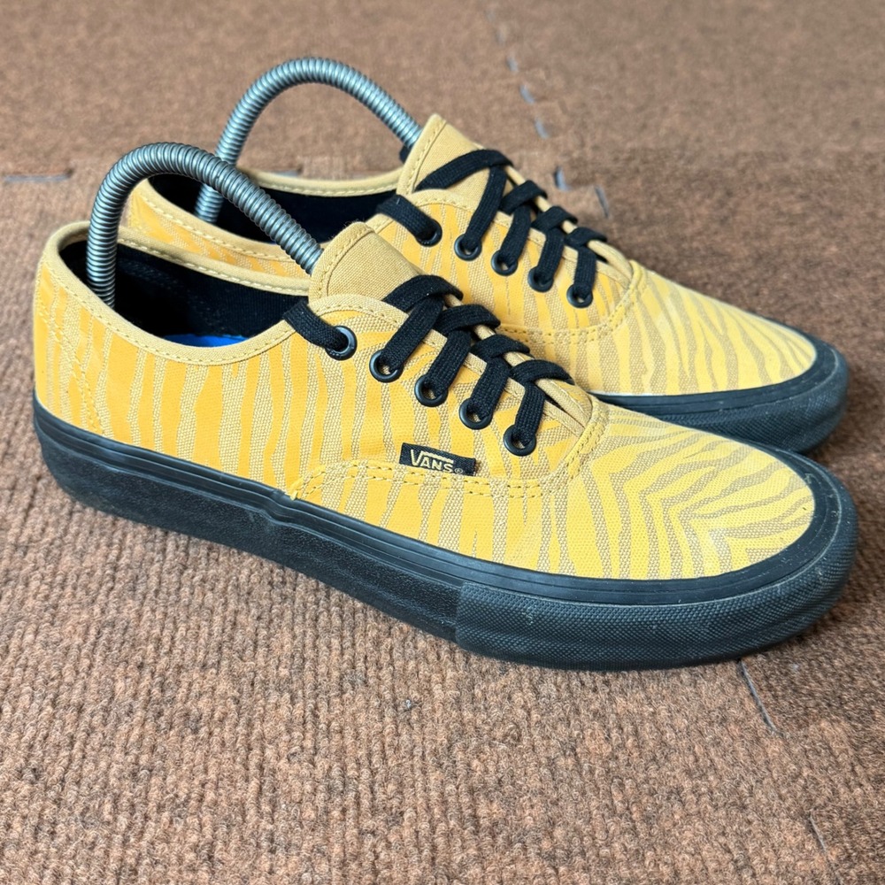 Vans Authentic Pro Tiger Stripe Yellow Black Skate Shoes Men 8.0 Low Top Sneaker